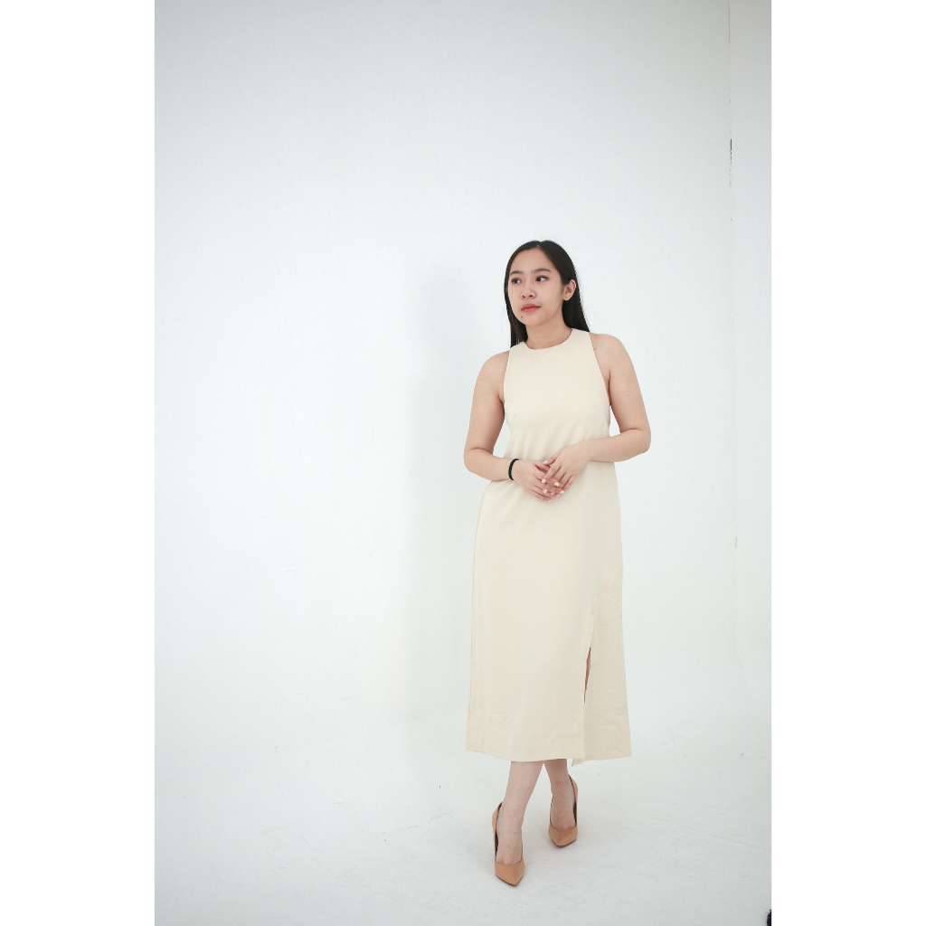 RALINE DRESS / Dress Halter Midi