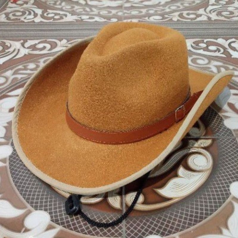 TOPI COBOY LAKEN TALI GESPER