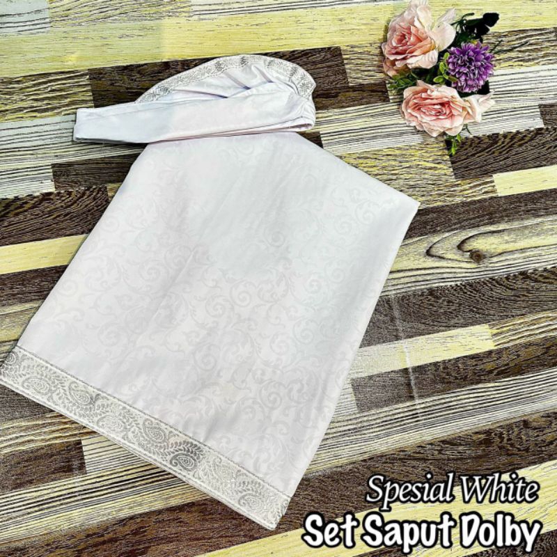 saput set udeng putih adat Bali