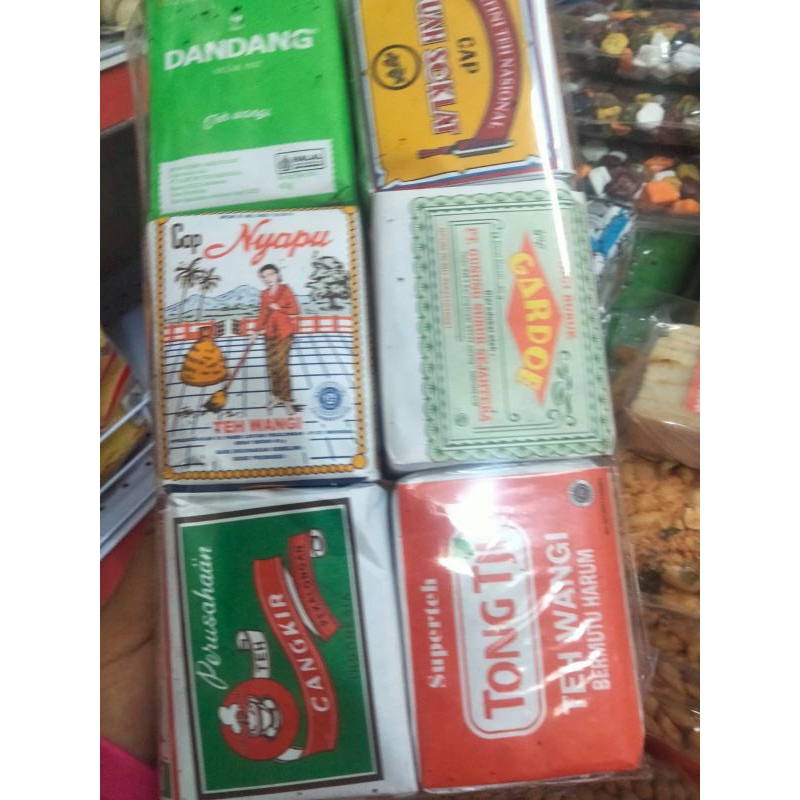 

paket teh nasgitel dari wonogiri 1 pkt isi 6 kotak