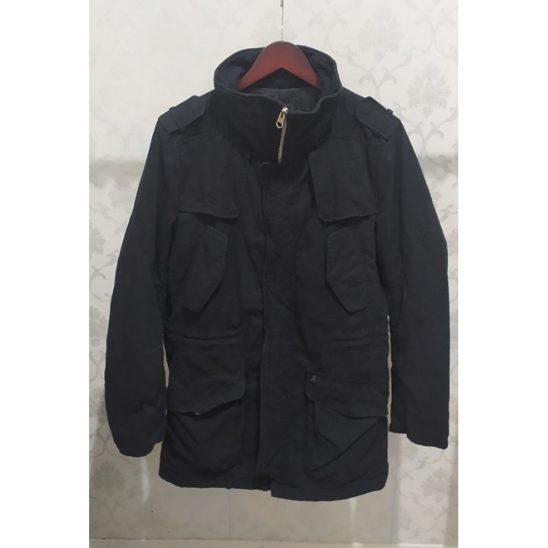 Parka Andew hitam
