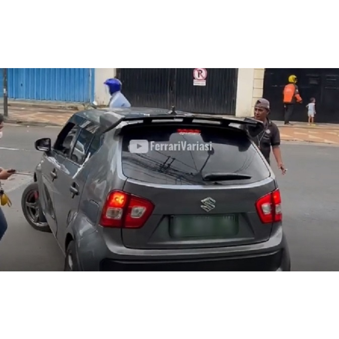 Spoiler Urbanite style mobil Suzuki IGNIS ferrari variasi
