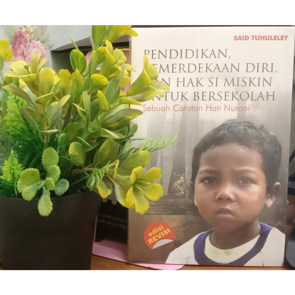 

Buku bacaan bermanfaat untuk anak-anak, remaja, dewasa dan umum.