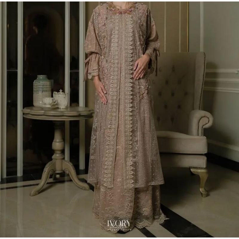 IRIS Exclusive dress by IVORY STUDiO NEW