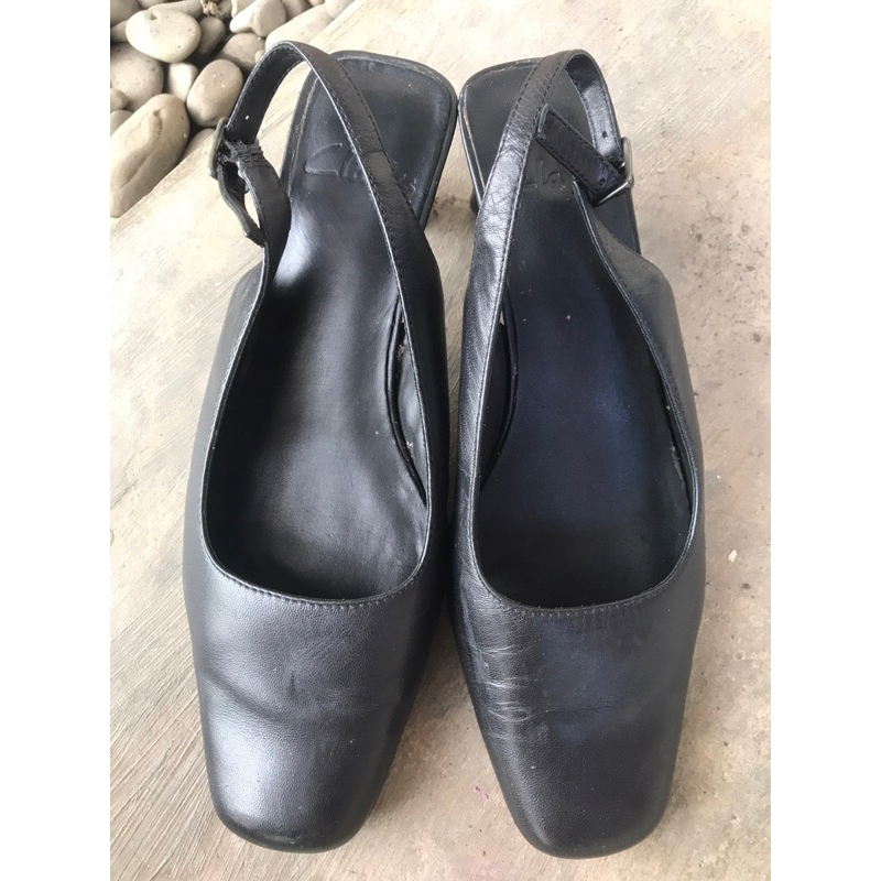 preloved sepatu wanita clarks