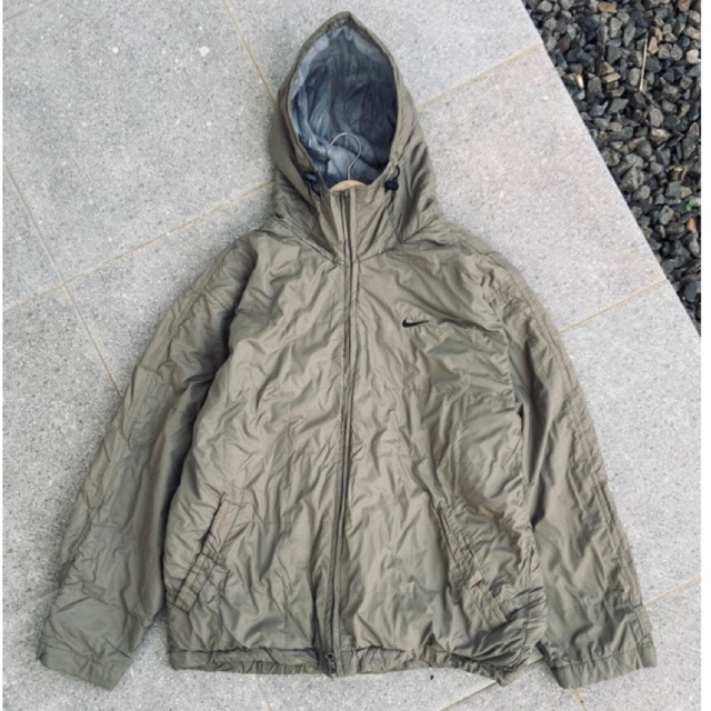 Jaket Outdoor Nike Second