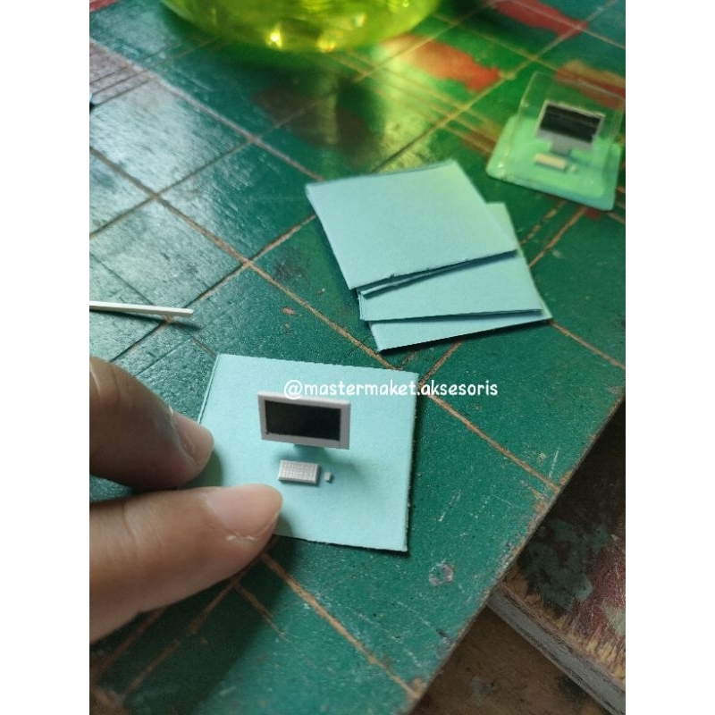 Miniatur Komputer Portable / PC Portable set