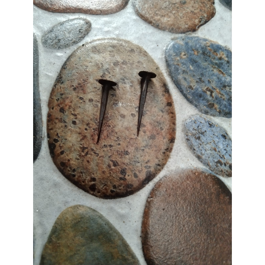 Barang Temuan Galian Paku 2.5cm Kuno Jadul Antik