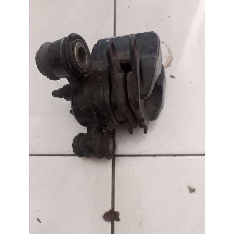 kaliper cakram depan Mio sporty