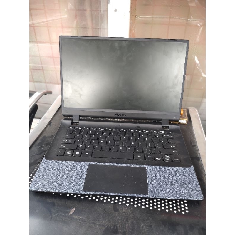 LEPTOP AVITA ESSENTIAL 14 RAM 4 SSD 128GB SECOND