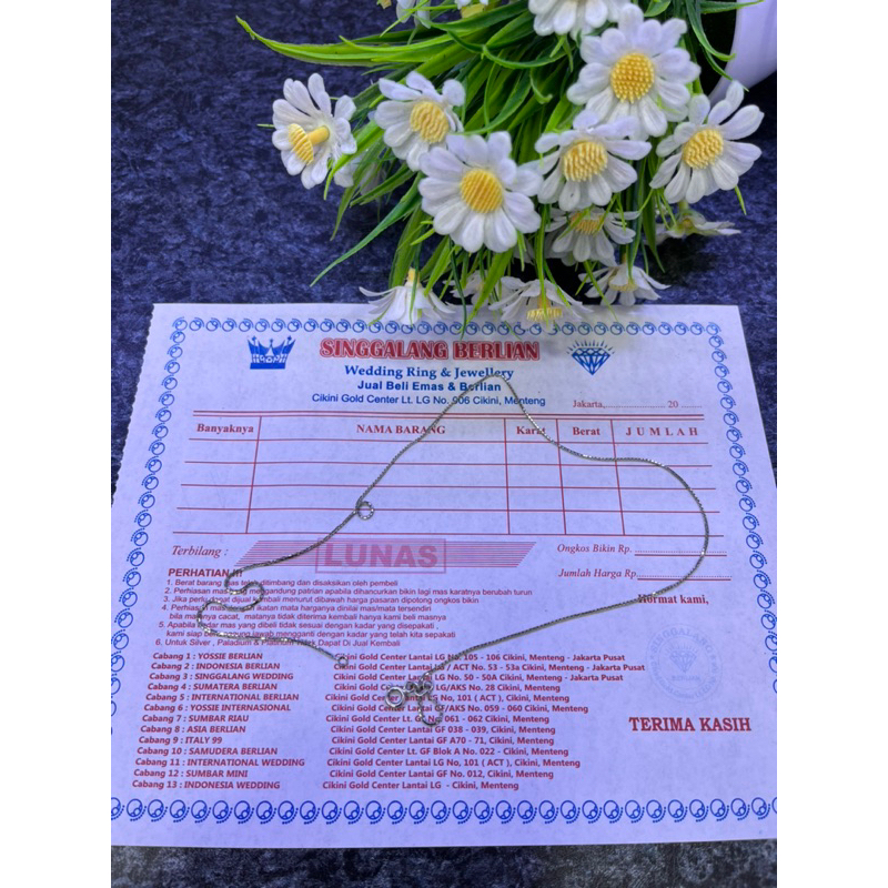 kalung emas putih 750%kalung rantai emas liontin solitare emas 750%kalung&liontin