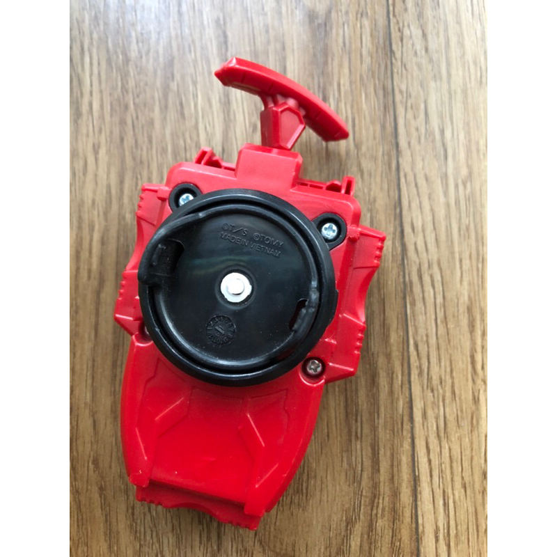 Preloved Beyblade Launcher Takara Tomy B-108