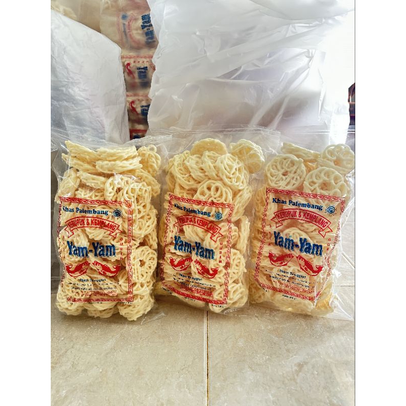 

PAKET 3BKS KERUPUK MAWAR