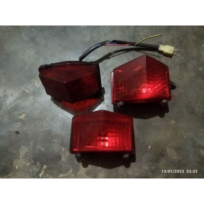 lampu belakang klx original