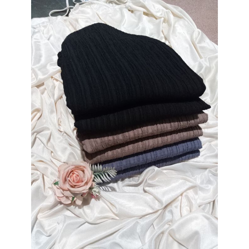 Kerudung/ Hijab/Jilbab/ Khimar Pashmina Crincle Premium