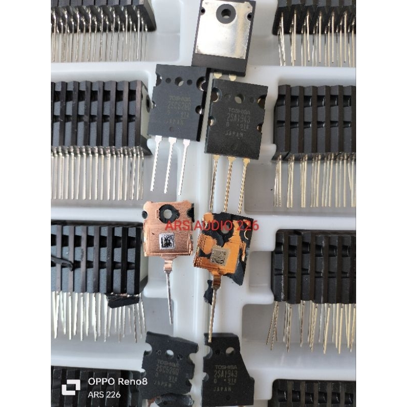 TRANSISTOR TOSHIBA 2SA 1943 2SC 5200 LOT 918 ORIGINAL JAPAN 1 SET FREE MIKA