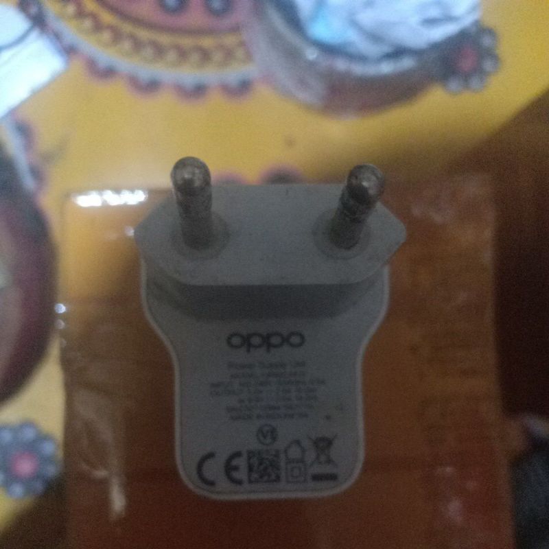 charger Oppo bekas original 18 watt