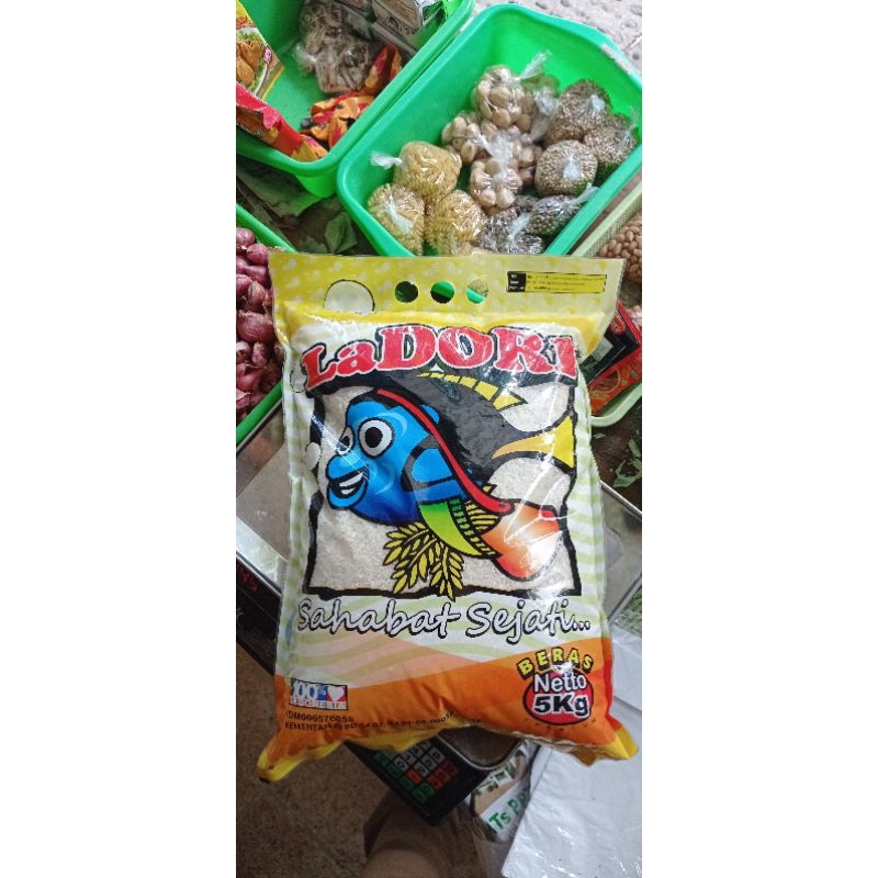 

Ladori beras premium pulen kemasan 1kg dan 5kg, Ladori sahabat sejati beras premium pulen utuh putih bersih 1kg dan 5kg