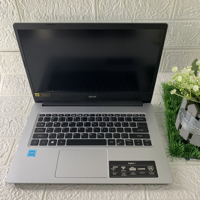 ACER ASPIRE 3 n5100 RAM 4GB SSD 256GB