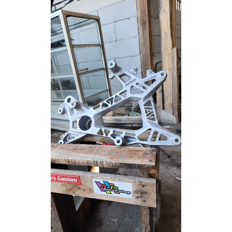 SWING arm ADV 150 custom coak baban ori copotan motor