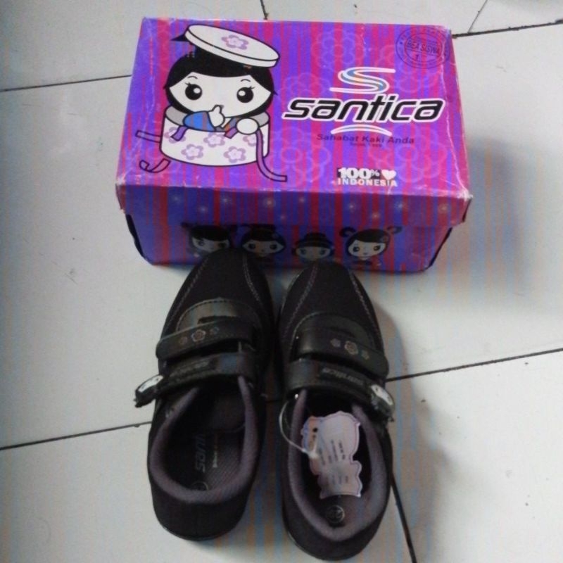 sepatu anak cewek TK