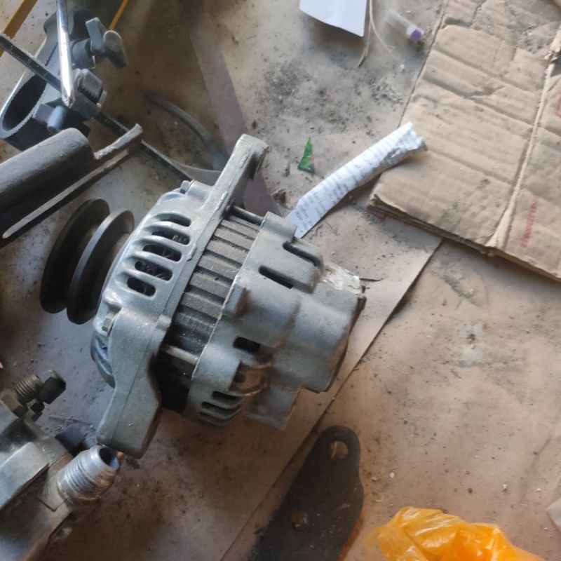 dinamo amper mazda 626 hb 86