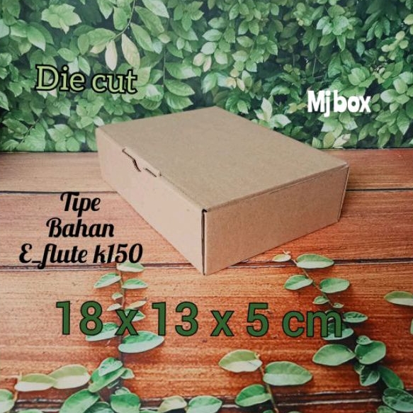 

kardus karton uk 18x13x5 cm... die cut dus packing aksesoris dll, model box pizza kualitas premium