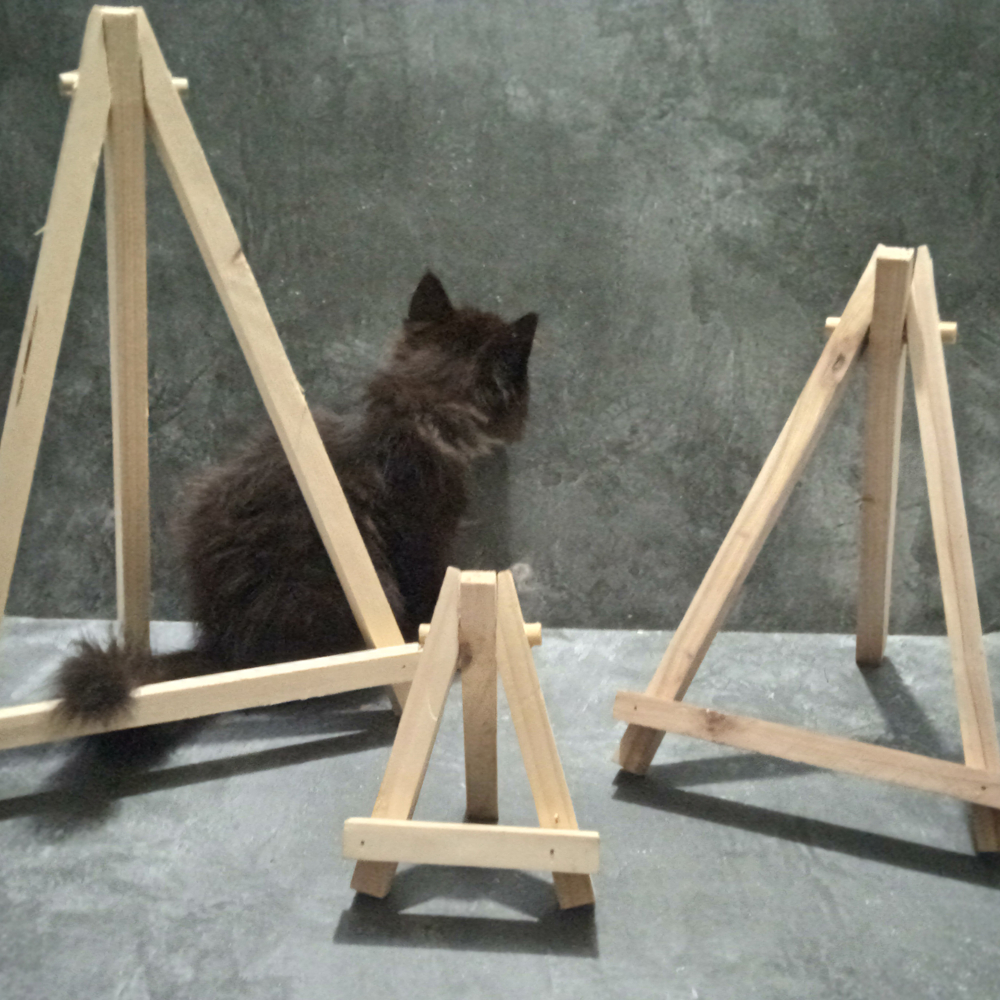 

Wooden Tripod (Easel) Stand Kayu Holder Tinggi 15-50cm Cocok Untuk Kanvas Lukis, Foto, dan HP!