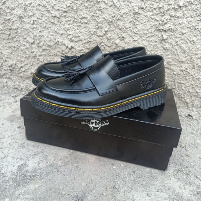 NEW DEALS sepatu loafers pria terbaru,sepatu loafers pria,sepatu hitam loafers murah