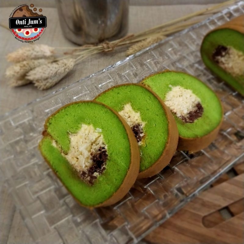 

BOLU GULUNG LUMER GULMER MANIS LEMBUT COKLAT KEJU STRAWBERRY