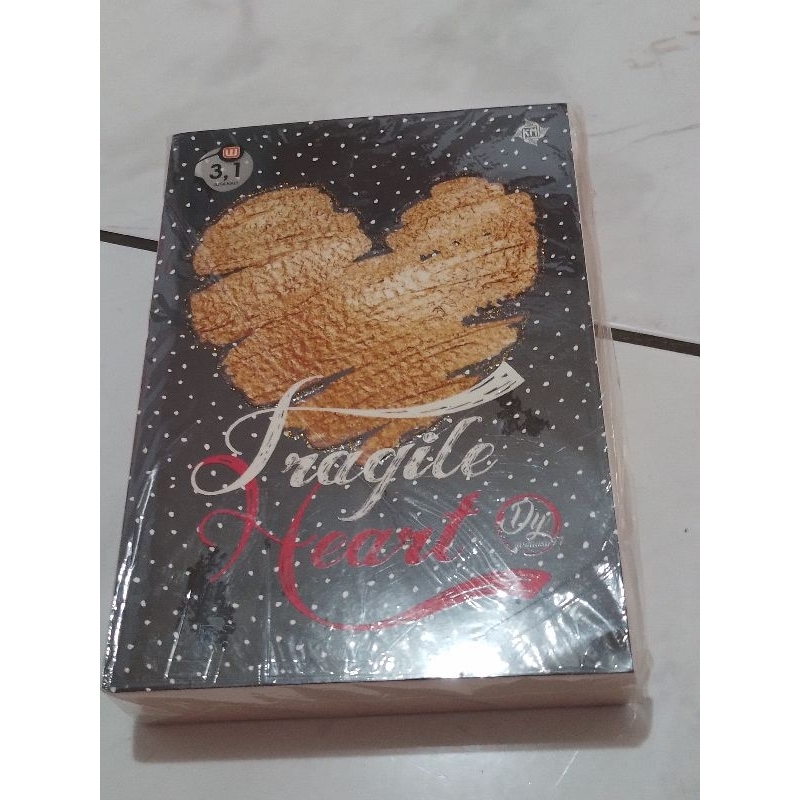 Novel Fargile Heart by Daasa97