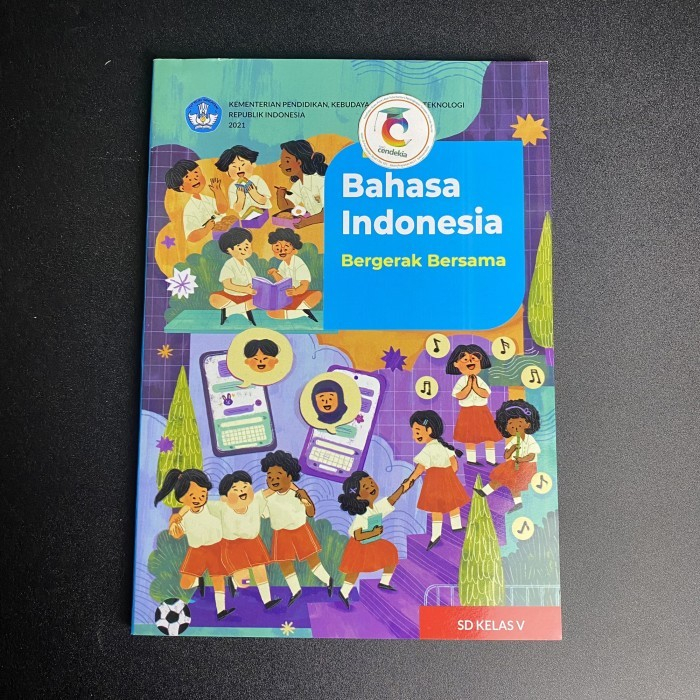 

Buku Bahasa Indonesia kelas 5 Kurikulum Merdeka