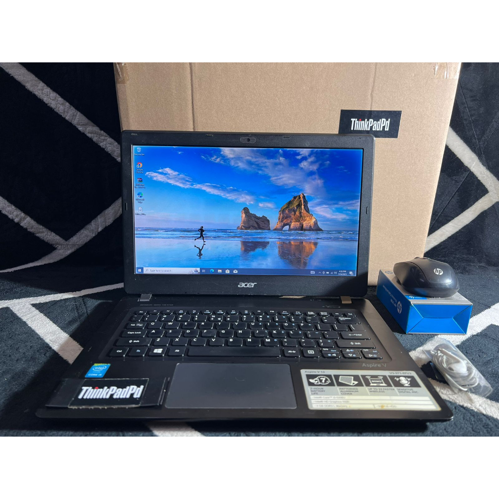 Laptop Acer aspire V3 371 Core i5 5200u Ram 8 SSD 128 Murah