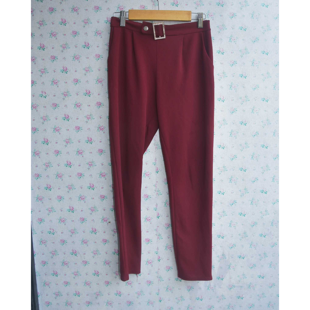 Celana Formal Merah Maroon
