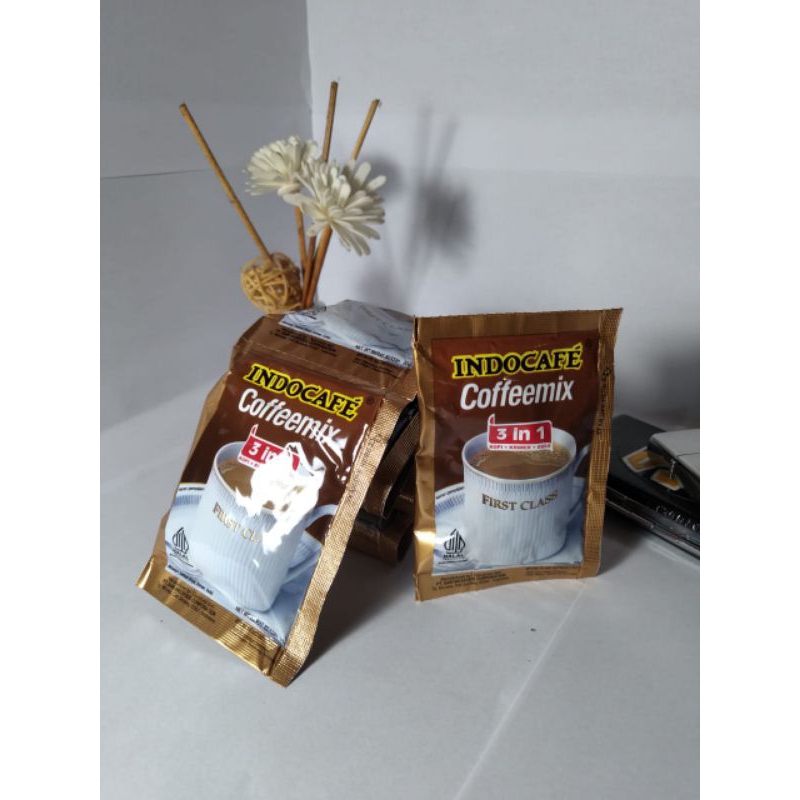 

indocafe coffeemix 20g (1 renceng isi 10 sachet)