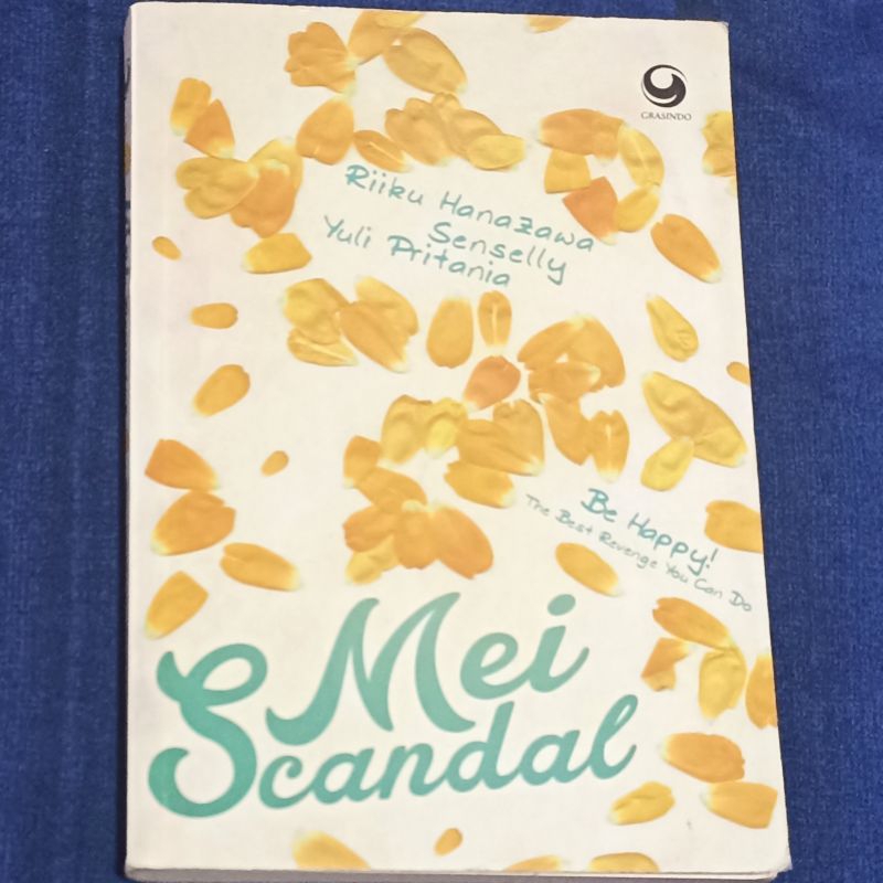

Novel Mei Scandal — Riiku Hanazawa, Yuli Pritania, Senselly