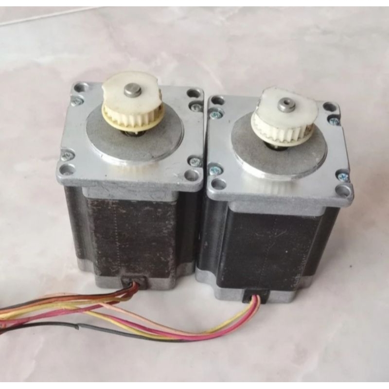 NEMA 23 STEPPER Moons