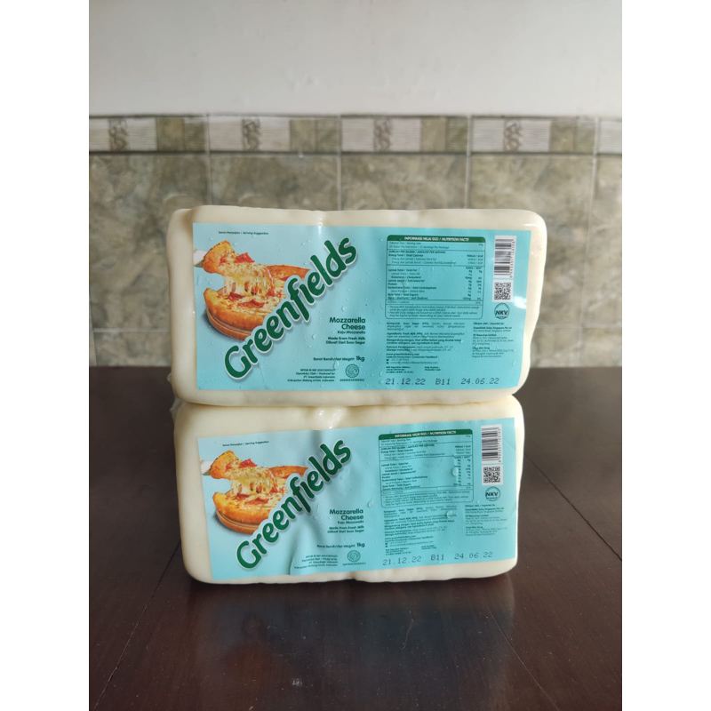 

KEJU MOZARELLA GREENFIELD 1KG | MOZZARELLA CHEESE