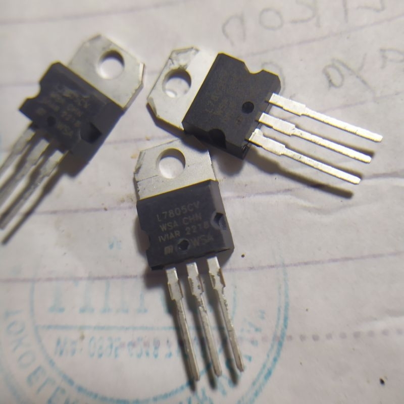ic regulator 7805 LM7805