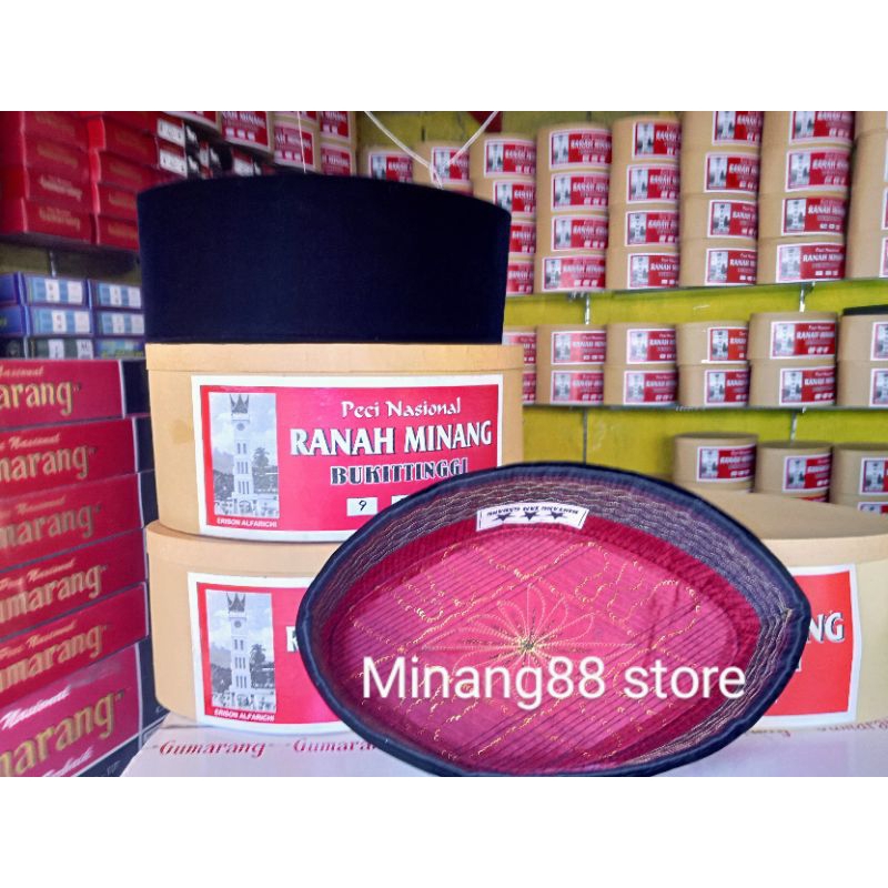 kopiah - peci - songkok nasional hitam ranah Minang (bahan bludru royal eagle dan sejenisnya)