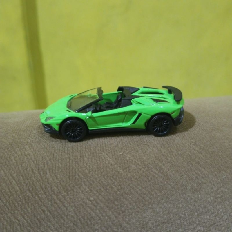 majorette Lamborghini Aventador