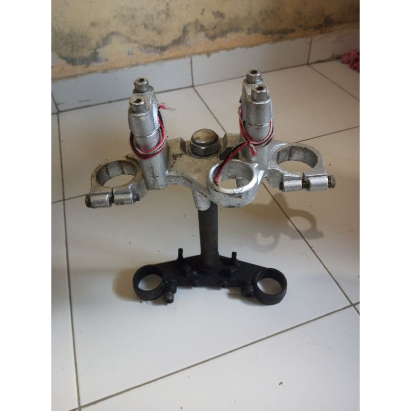 segitiga T byson set atas bawah ORi bisa untuk king