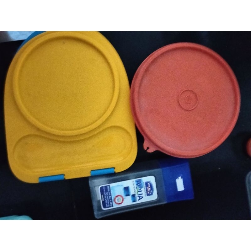 bundling tempat makan tupperware n botol minum loklok