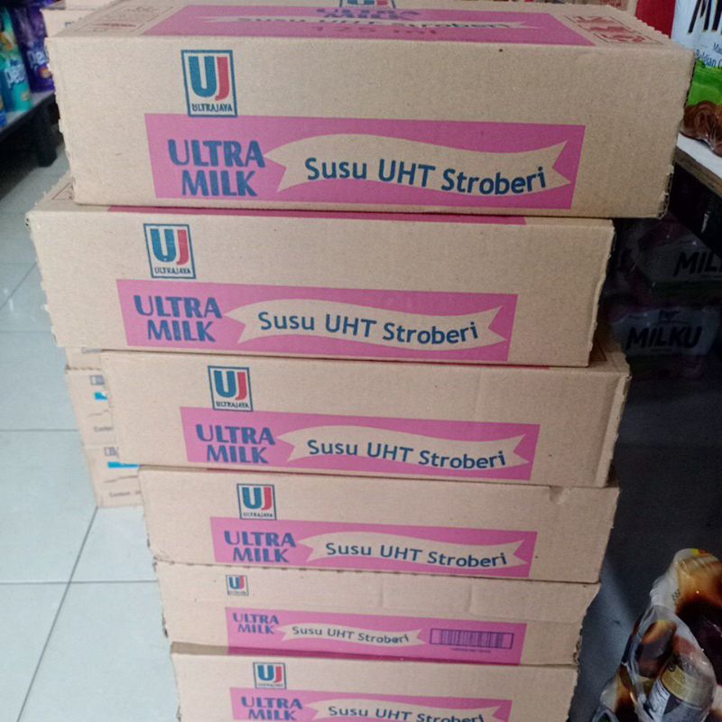 

DA ULTRA MILK STROBERI 125ML UHT / SUSU ULTRA UHT 125ML