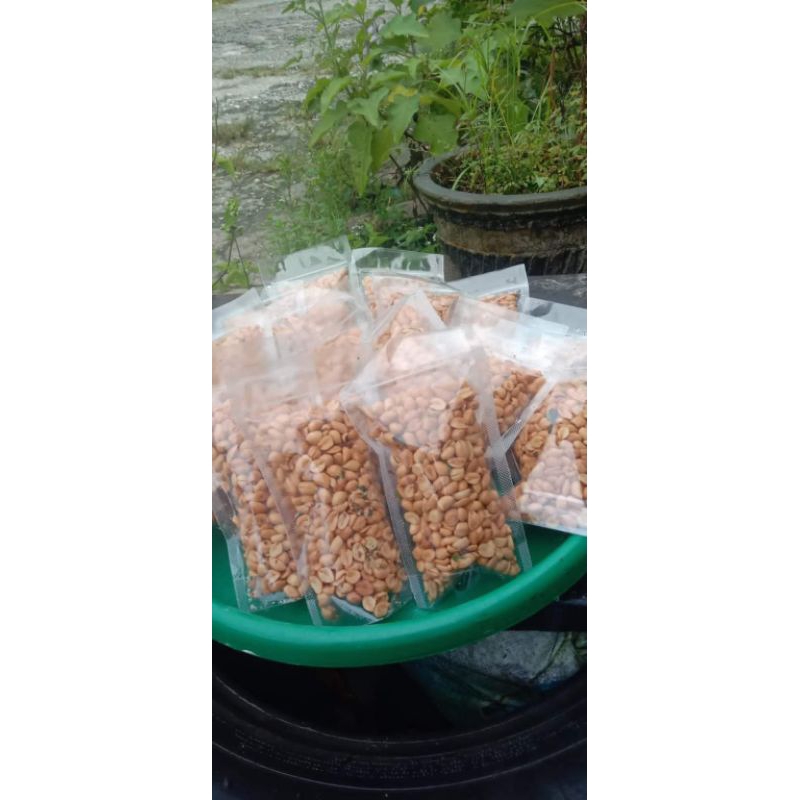 

KACANG TOJIN KHAS PADANG 500gram