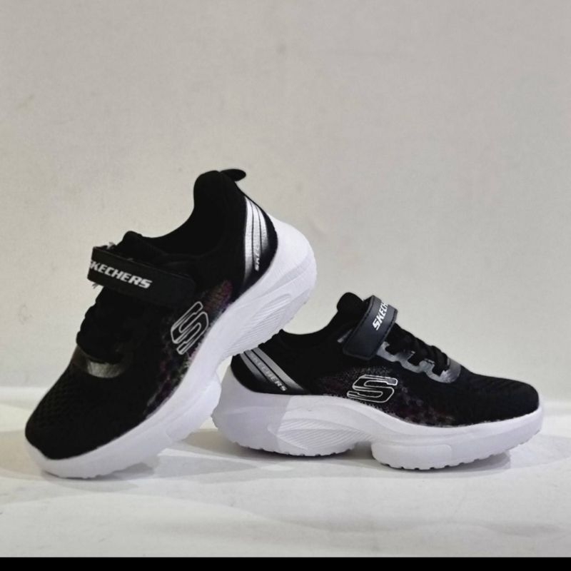 Sepatu Anak Sekolah Laki Laki Perempuan Skechers Hitam Putih Tali Perekat Velcro Premium