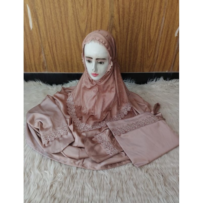 MUKENA TERUSAN  SILK RENDA MEWAH JUMBO DEWASA
