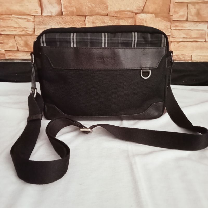 Tas Pria Sling Selempang Slempang Beanpole