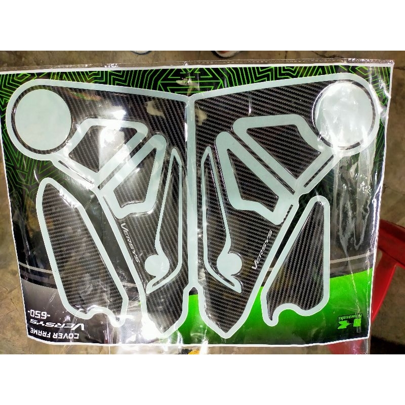 STICKER TIMBUL COVER FRAME VERSYS 650