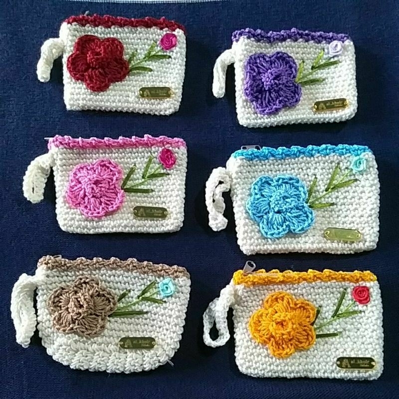 DOMPET RAJUT KARTU / DOMPET SOUVENIR RAJUT